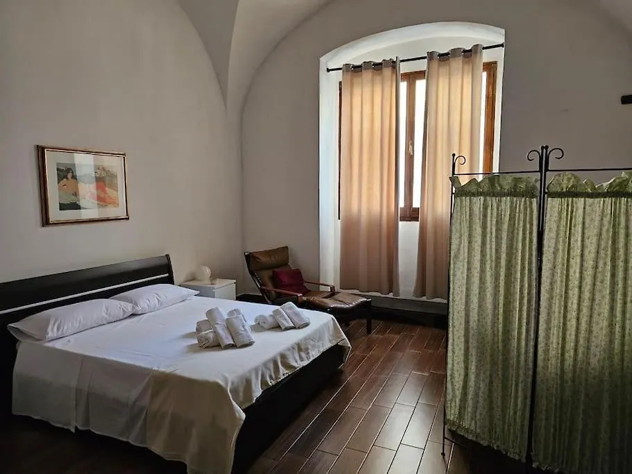 Ferdinando'S House Apartment Bari 0*,  Italy